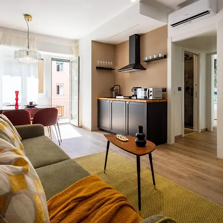 Yasmine Luxury In San Giovanni Apartmán