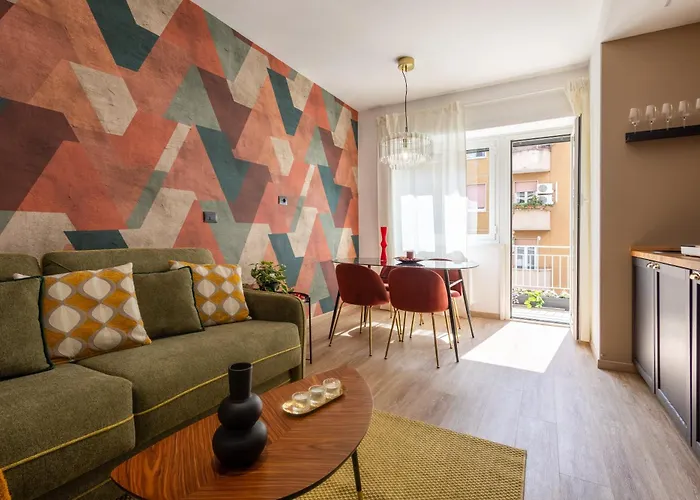 Yasmine Luxury In San Giovanni